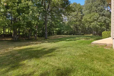 Exterior - 31 Juniper Rd # L, Derry, NH 03038 photo 7 of 9