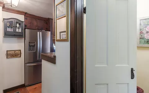 Entry Way - 23 Brook Rd, Rockingham, VT 05154 photo 1 of 12