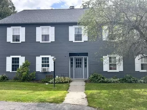 86 Twin Oaks Ter #86, South Burlington, VT 05403