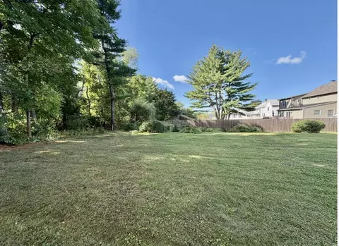 Exterior - 10 Pearson Dr, Dover, NH 03820 photo 6 of 8
