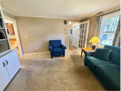 Living - 10 Pearson Dr, Dover, NH 03820 photo 5 of 6
