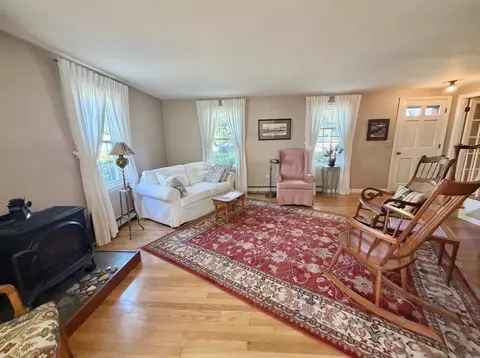 Living - 10 Pearson Dr, Dover, NH 03820 photo 2 of 6