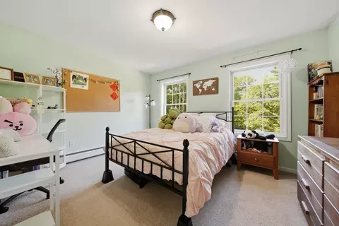 Bedroom - 298 Stocker Pond Rd, Grantham, NH 03753 photo 4 of 12