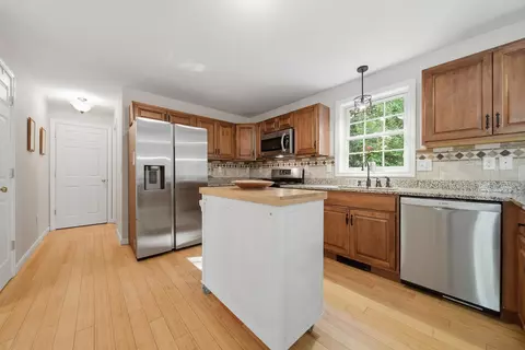 Kitchen - 298 Stocker Pond Rd, Grantham, NH 03753 photo 5 of 8