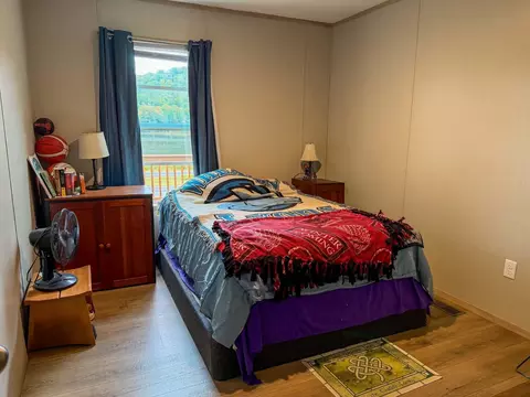 Bedroom - 6655 Us Route 5 Rte, Sutton, VT 05867 photo 3 of 4