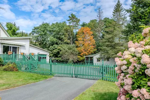Exterior - 279 Plains Rd, Monroe, NH 03771 photo 5 of 13