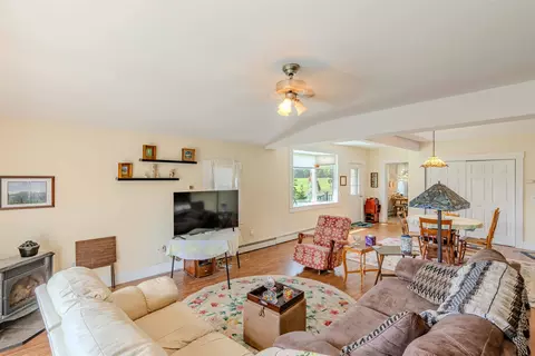 Living - 279 Plains Rd, Monroe, NH 03771 photo 4 of 4