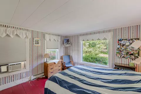 Bedroom - 279 Plains Rd, Monroe, NH 03771 photo 3 of 10