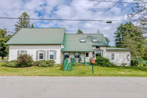 Exterior - 279 Plains Rd, Monroe, NH 03771 photo 2 of 13