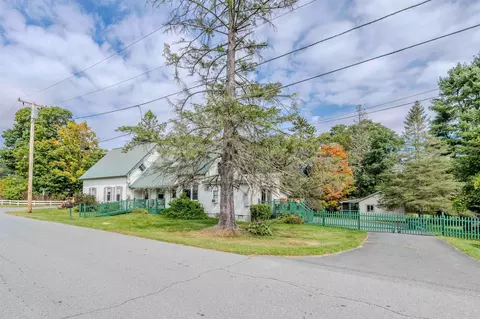 Exterior - 279 Plains Rd, Monroe, NH 03771 photo 3 of 13