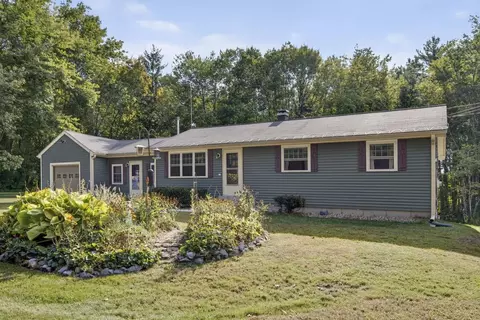 19 Level St, Merrimack, NH 03054