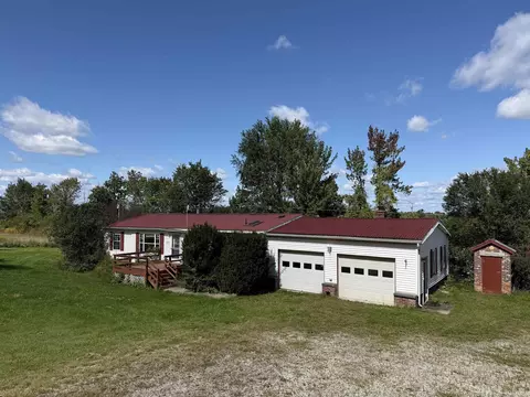 881 Orchard Dr, Bridport, VT 05734