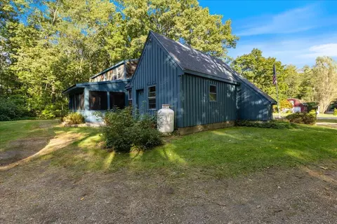 Exterior - 8 Juniper Rd, Derry, NH 03038 photo 8 of 10