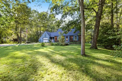 Exterior - 8 Juniper Rd, Derry, NH 03038 photo 5 of 10