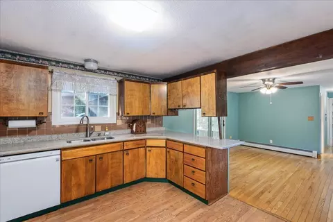 Kitchen - 8 Juniper Rd, Derry, NH 03038 photo 1 of 2