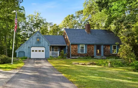 Exterior - 8 Juniper Rd, Derry, NH 03038 photo 2 of 10