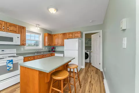 Kitchen - 5 Chase St, Hampton, NH 03842 photo 1 of 2
