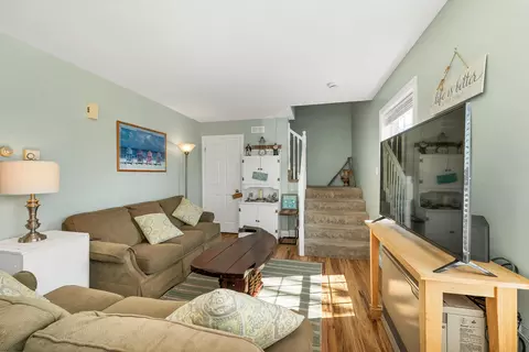 Living - 5 Chase St, Hampton, NH 03842 photo 1 of 4