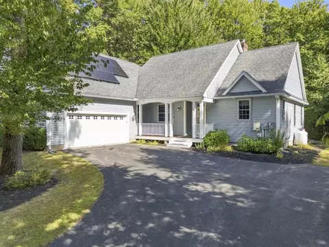 34 Stonewall Dr, Rochester, NH 03868