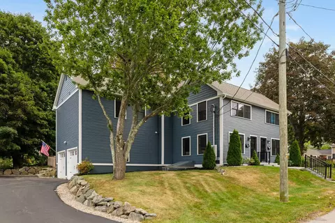 79 Thornton St #1, Portsmouth, NH 03801