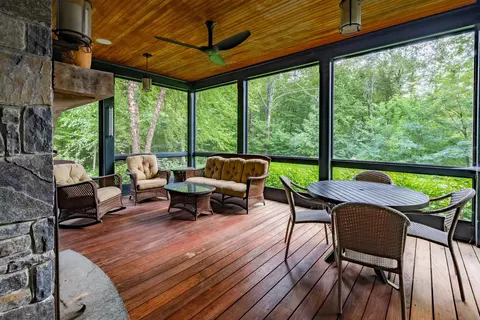 Exterior - 422 Shagbark Ln, Williston, VT 05495 photo 4 of 15