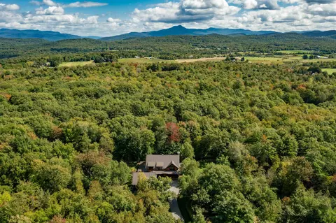 View/Area - 422 Shagbark Ln, Williston, VT 05495 photo 2 of 3
