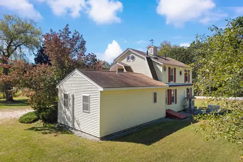 Exterior - 68 Shaker Rd, Concord, NH 03301 photo 4 of 5