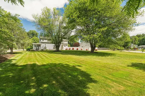 Exterior - 45 Post Rd, North Hampton, NH 03862 photo 5 of 11