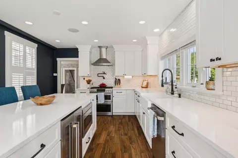 Kitchen - 45 Post Rd, North Hampton, NH 03862 photo 3 of 4