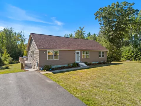 Exterior - 10 Stone Ln, Berwick, ME 03901 photo 1 of 15