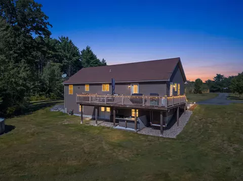Exterior - 10 Stone Ln, Berwick, ME 03901 photo 10 of 15