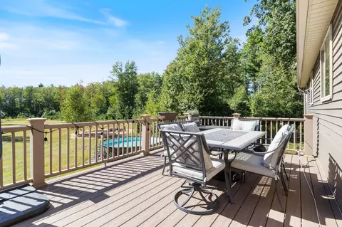 Exterior - 10 Stone Ln, Berwick, ME 03901 photo 5 of 15