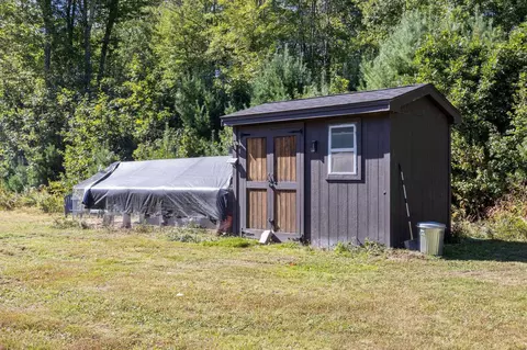 Exterior - 10 Stone Ln, Berwick, ME 03901 photo 14 of 15