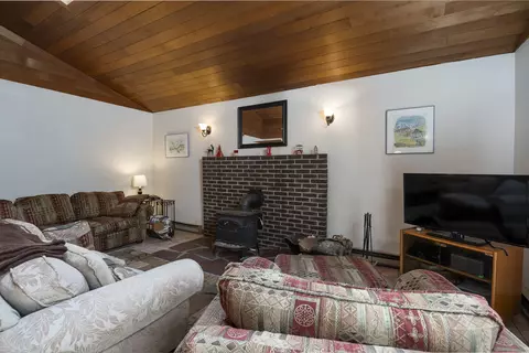 Living - 120 Rustic Dr, Killington, VT 05751 photo 2 of 3
