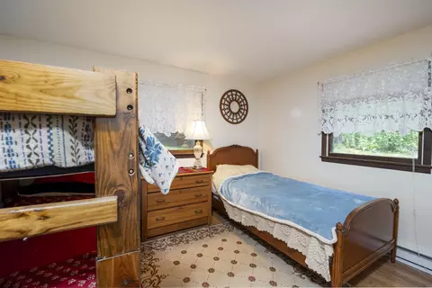 Bedroom - 120 Rustic Dr, Killington, VT 05751 photo 3 of 9