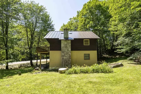 Exterior - 120 Rustic Dr, Killington, VT 05751 photo 2 of 3