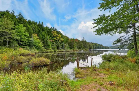 152 Lake Raponda Rd, Wilmington, VT 05363