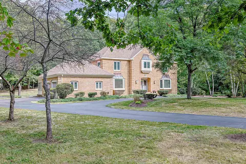 33 Indian Rock Rd, Nashua, NH 03063