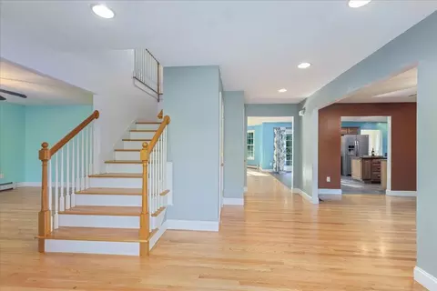 Entry Way - 6 Dunnmoore Dr, Bow, NH 03304 photo 1 of 3