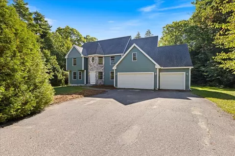 Exterior - 6 Dunnmoore Dr, Bow, NH 03304 photo 4 of 9