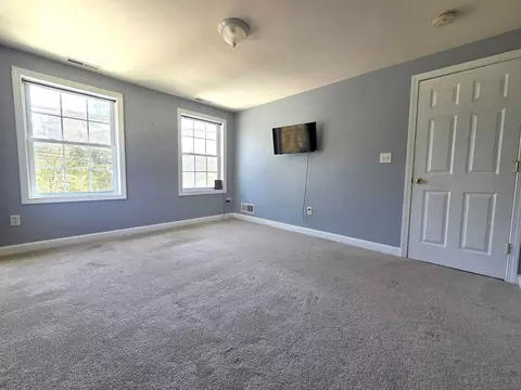 Bedroom - 6 North Rd # B, Deerfield, NH 03037 photo 2 of 6