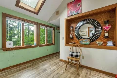 Entry Way - 84 N Line Rd, Wolfeboro, NH 03894 photo 3 of 4