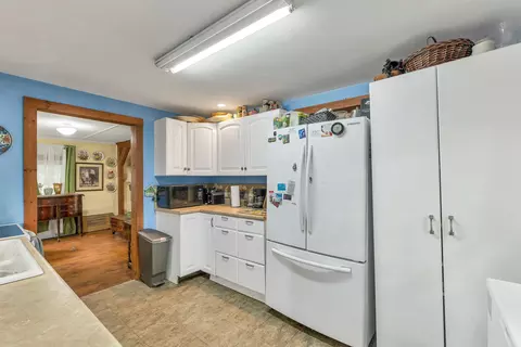 Kitchen - 84 N Line Rd, Wolfeboro, NH 03894 photo 1 of 2