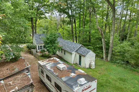 Exterior - 84 N Line Rd, Wolfeboro, NH 03894 photo 10 of 17