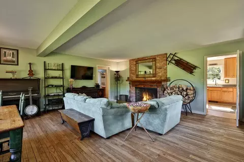 Living - 50 John Nourse Rd, Springfield, VT 05156 photo 2 of 4