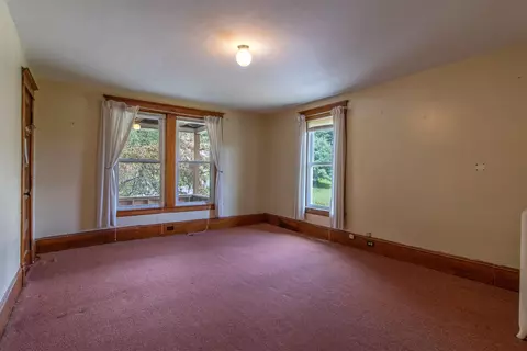 Bedroom - 286 Carter St, Barnet, VT 05821 photo 6 of 13