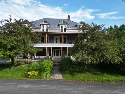 Exterior - 286 Carter St, Barnet, VT 05821 photo 2 of 5