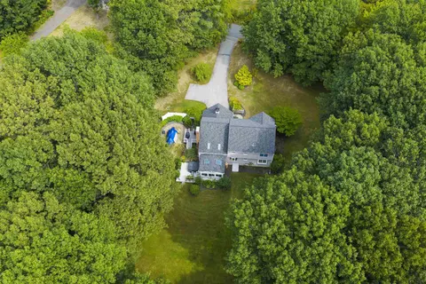 View/Area - 19 Highland Rd, Kensington, NH 03833 photo 2 of 2