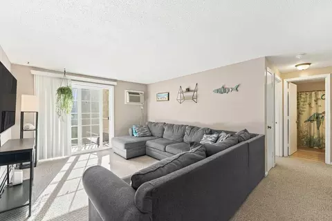 412 White Cedar Blvd #412, Portsmouth, NH 03801