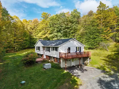 772 Upper Turnpike Rd, Norwich, VT 05055